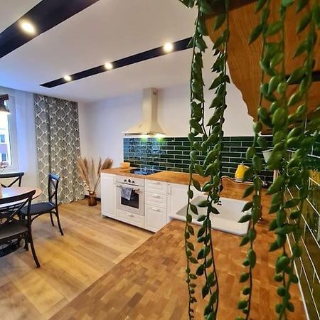 Uroczy Apartament Blisko Centrum - 10 Min Do Plazy Gdynia Esterno foto